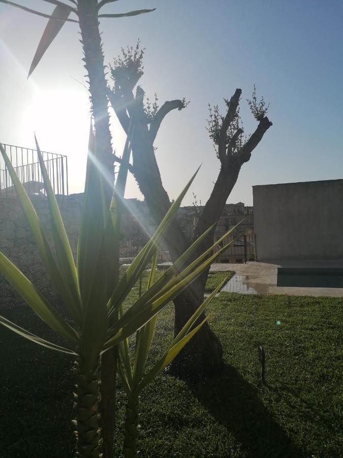 Chiaralice Villa Noto Exteriör bild